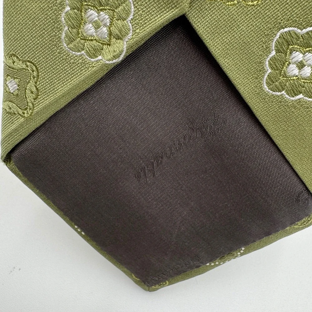 Faconnable Necktie 100% Silk Geometric Medallion Handmade in Italy Green Luxury